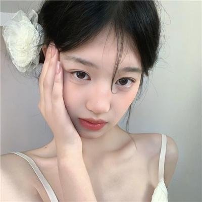 九凤家的锦鲤喵殿下 海报